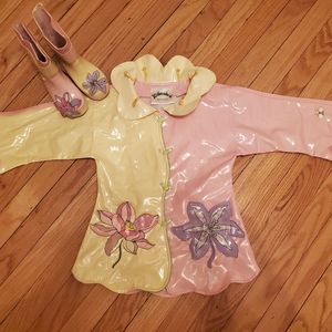 Girls raincoat & rain boots